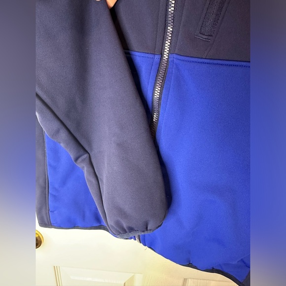 Under Armour Boys Large Fleece Lined Navy & Blue Colorblock Zip Softshell Jacket - Picture 5 of 7